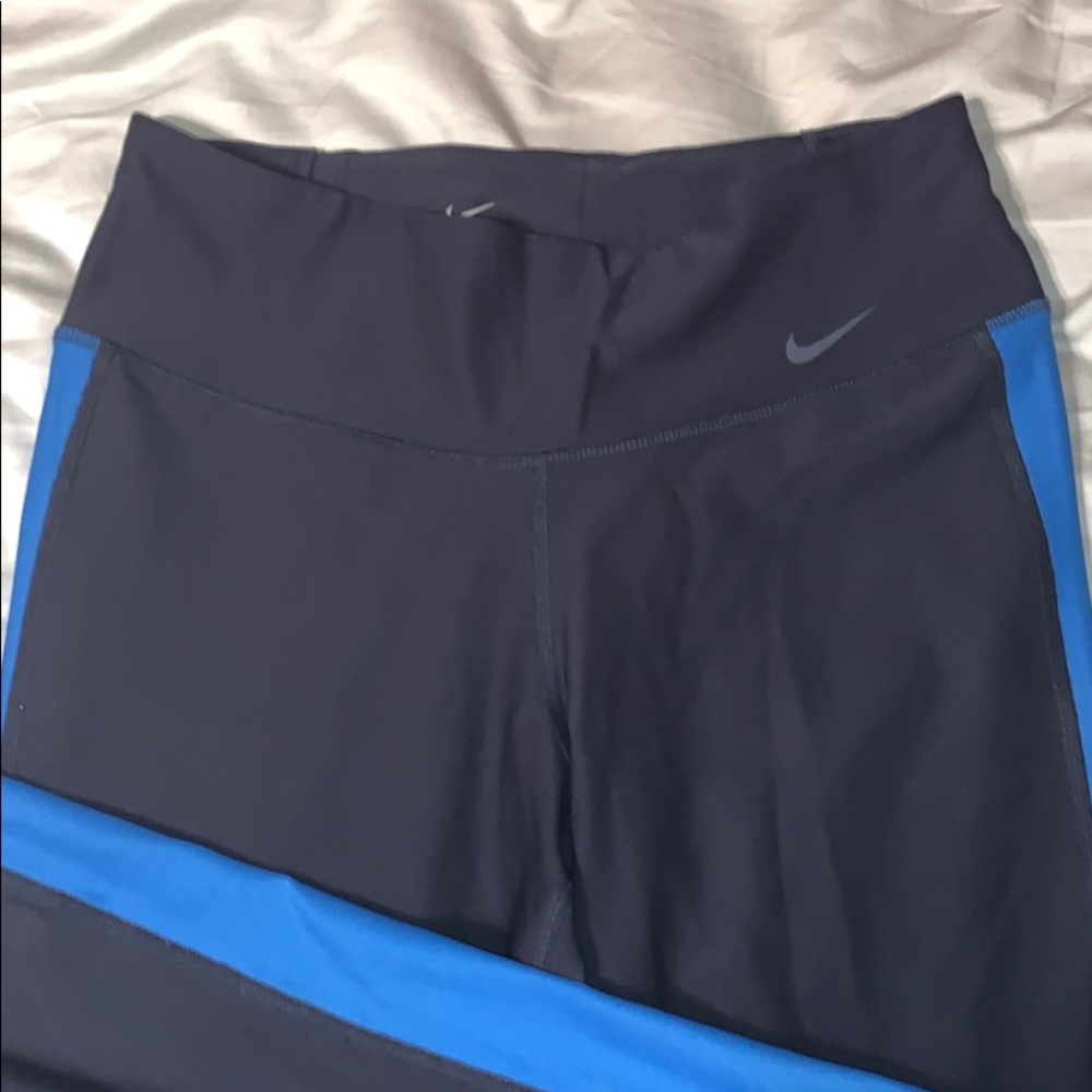 navy blue nike leggings